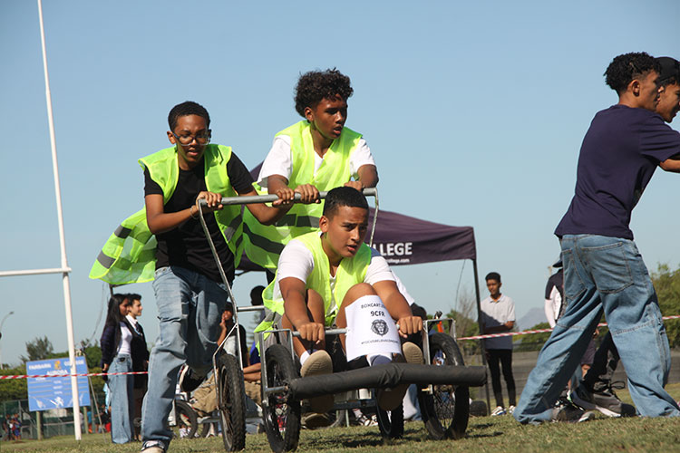 Fairbairn College, English-medium school in Goodwood, Cape Town