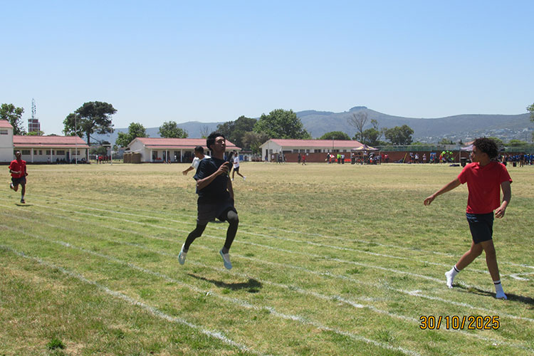 Fairbairn College, English-medium school in Goodwood, Cape Town